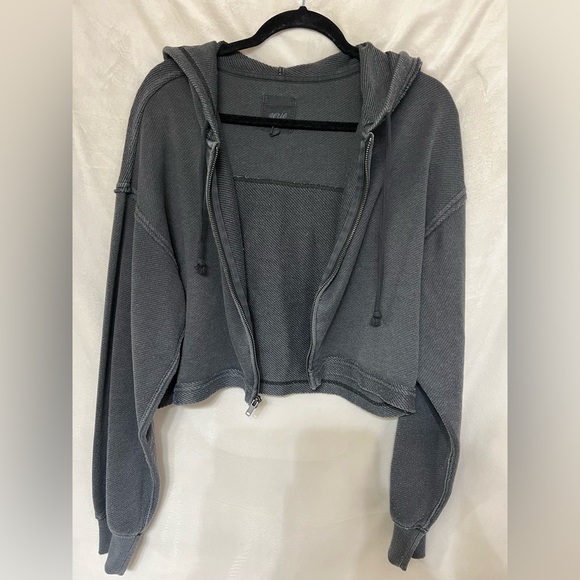 Aerie Charcoal Women's Cropped Hoodie - Picture 2 of 4